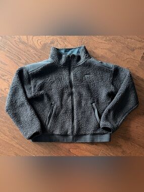 Under Armour Black Sherpa Fleece Full Zip Jacket Women’s Large Cozy Teddy Jacket